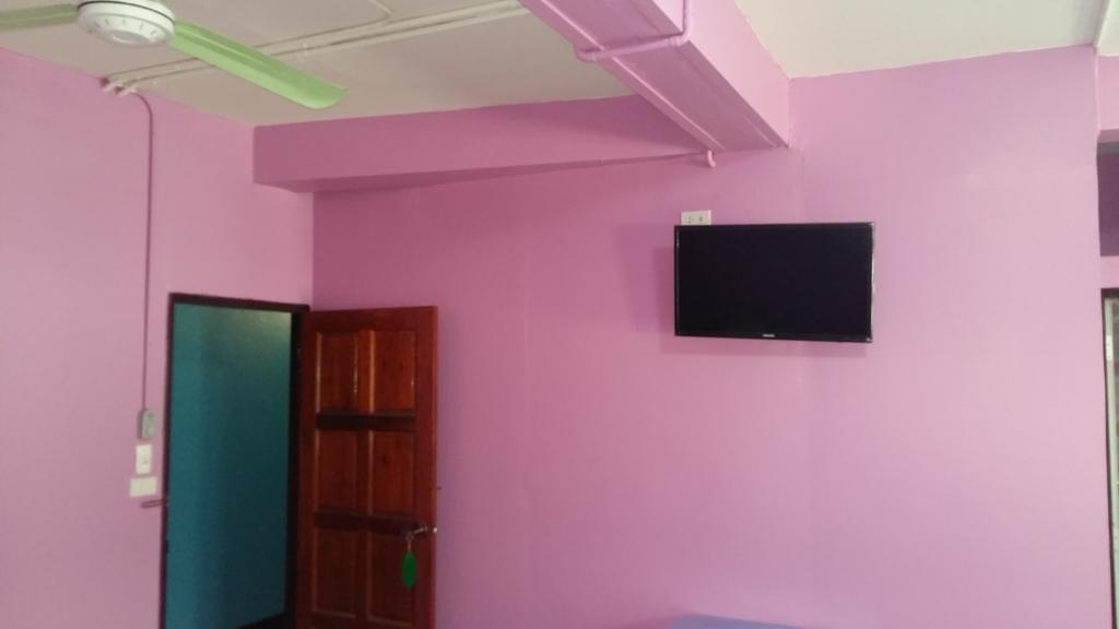 New C.H. Guest House Bangkok Cameră foto